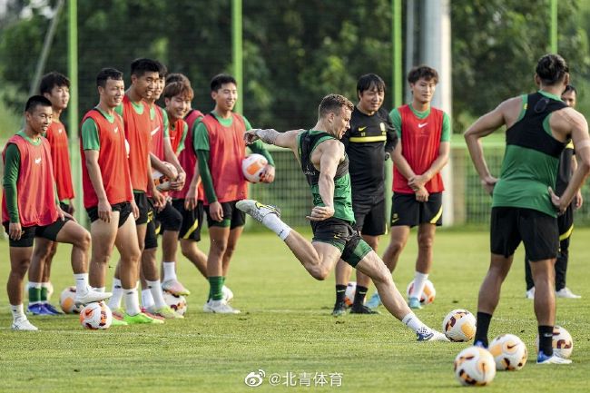 所以，拉特克利夫准备再次改变策略，并明确转会责任分配，类似于曼城的情况——CEO索里亚诺与足球总监贝吉里斯坦为主帅瓜迪奥拉提供所需的球员，蓝月亮也因此主宰英格兰赛场。